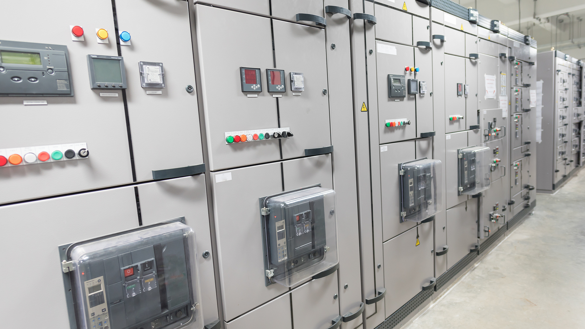 �ߵ͉��_�P�����a�S����Ҫ�������a�ĸߵ͉��_�P���M�г��Sǰ�ĸ��ͨ�ԇ�